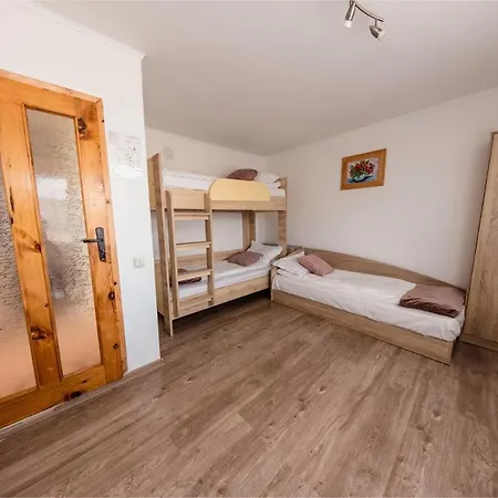 Lisets Villa Gorna Brestnitsa