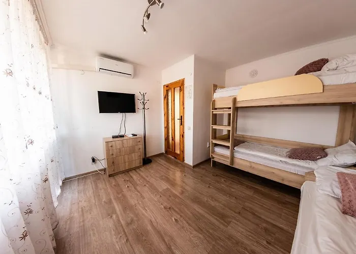 Lisets Willa Gorna Bryestnitsa